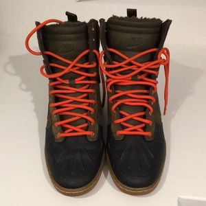 Nike all weather wedge sneakers